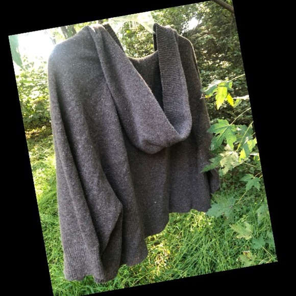 BY artisan GREY/BROWN HEATHER/TWEED V-NECK HOODIE CROPPED PULLOVER SWEATER - Picture 3 of 6